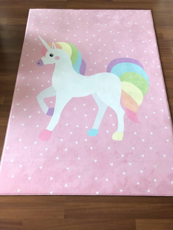 Missia Home pembe zeminli unicorn tek boynuzlu at halısı, çocuk odaları için ideal dekoratif halı.